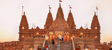 temple donation in india