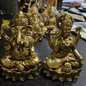 Pure brass antique best Lakshmi Ganesha Idol